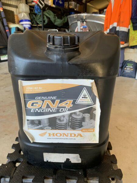 Motorcycle engine oil Honda GN4 10w 40