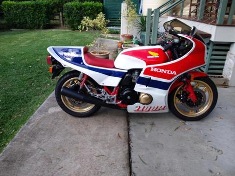 Honda CB1100R 11/1981