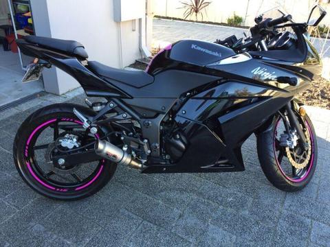 2012 Kawasaki ninja immaculate condition $3999