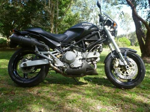 Ducati Monster 1000ie.dark