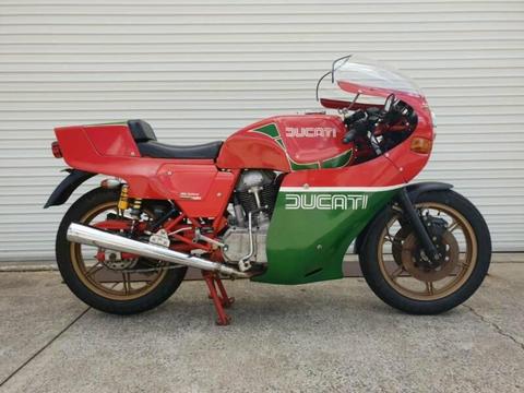 Ducati 1981 900 Mike Hailwood Replica