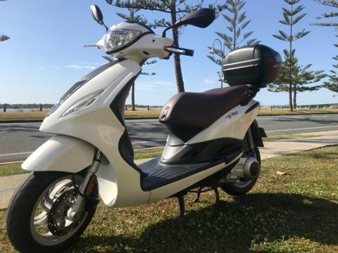 Paggiao 150 Fly Scooter