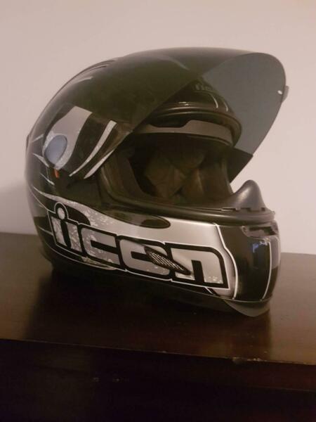 motorbike helmet icon s