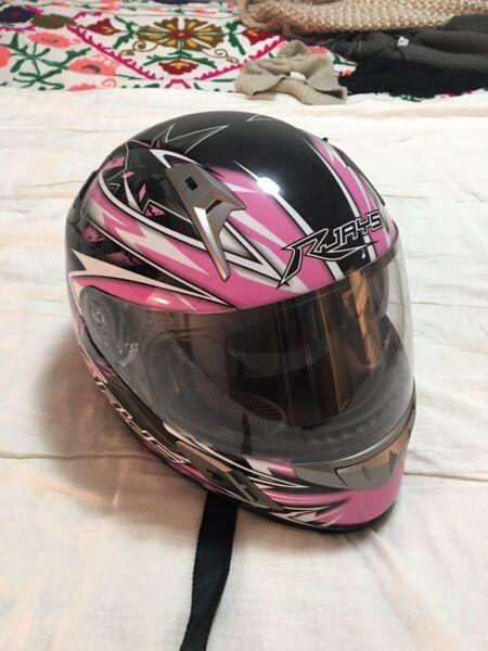 Ladies Motorbike Helmet