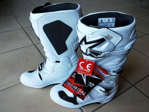 Alpinestar Tech 7 Motorcross Boots BRAND NEW - US size 11