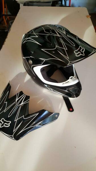 Fox V3 Pilot MX Helmet XL