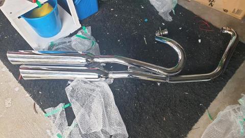 2010 victory exhaust brand new