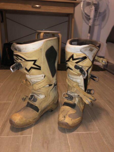 Alpine stars tech 7 boots