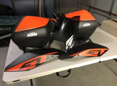 KTM GT1290******2018 Penniers, Windscreen, Tank Cowlings