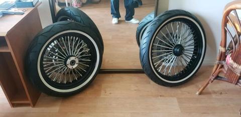 Harley Davidson wheels & tyres