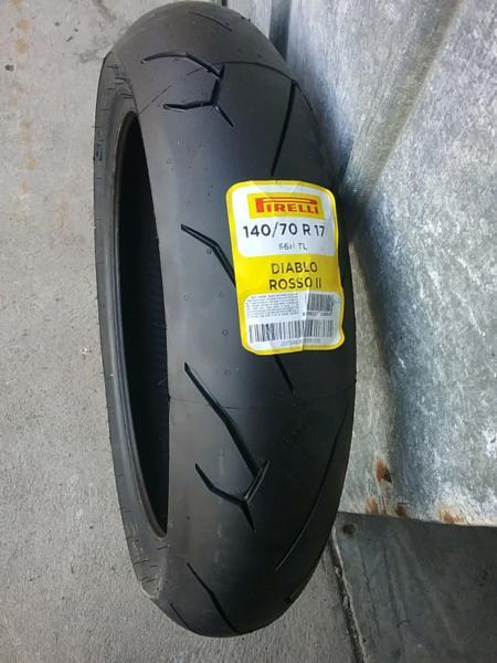 Pirelli Diablo Rosso ll 140/70 R17 tire tyre