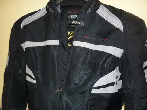 RST Ventilator 2 motorcycle jacket - medium- EXCELLENT CONDITION