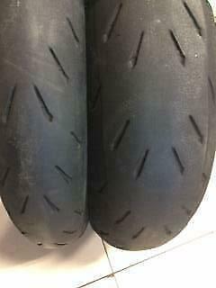 Motorcycle tyre set