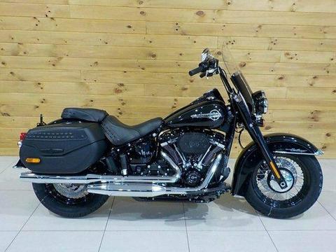 2019 Harley-Davidson FLHCS Heritage CLC S 114 Solid