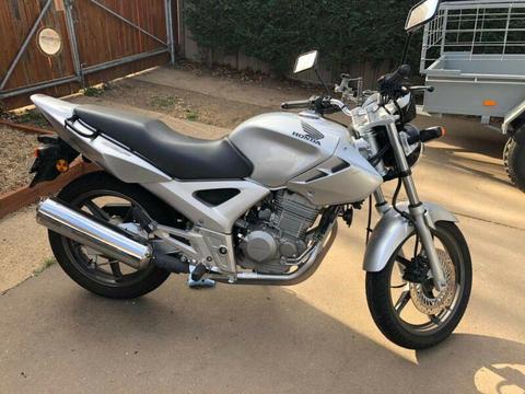 Honda CBF250 motorbike