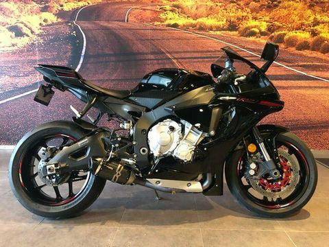 2015 Yamaha YZF-R1 Road Bike 998cc