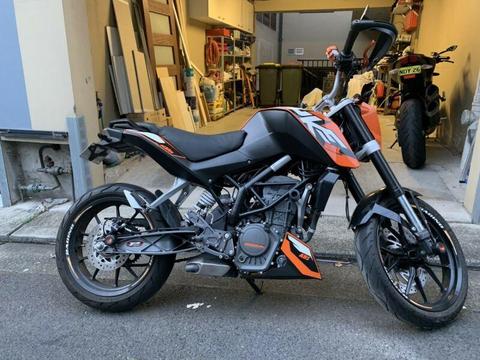 KTM Duke 200 with all accessories 6,035kms
