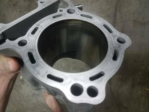 DRZ 400 CYLINDER BARREL/PISTON AND RING