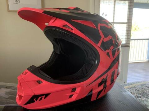 V1 Race Helmet Pink
