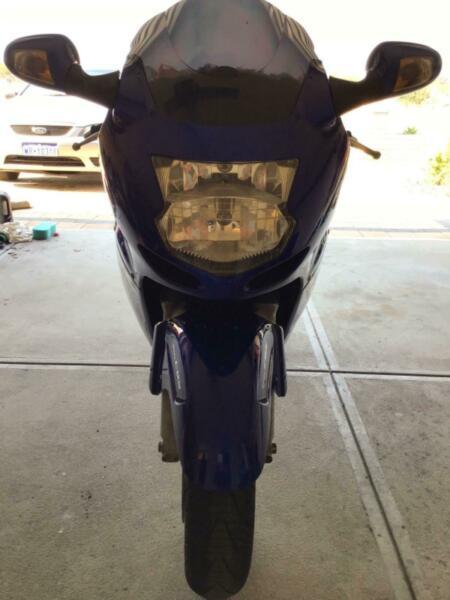 CBR 1100 XXT Super blackbird (2002)