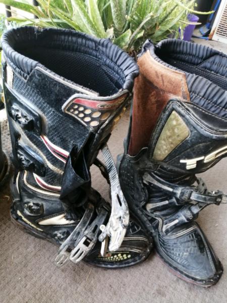 mx motorcycle boots