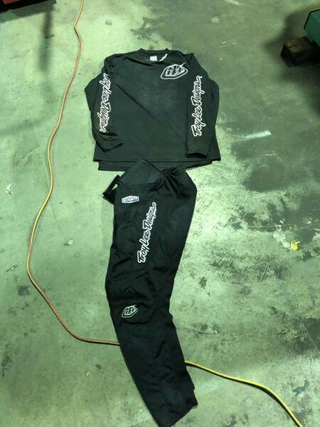 TLD size 32 GP MX pants and large jersey. dirt bike