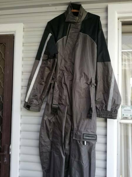 Motorcycle wet weather gear