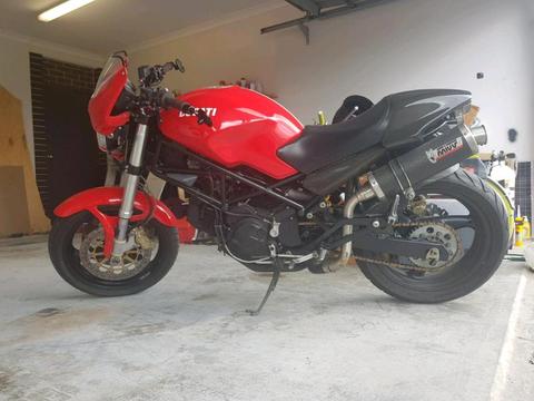 Ducati monster 400