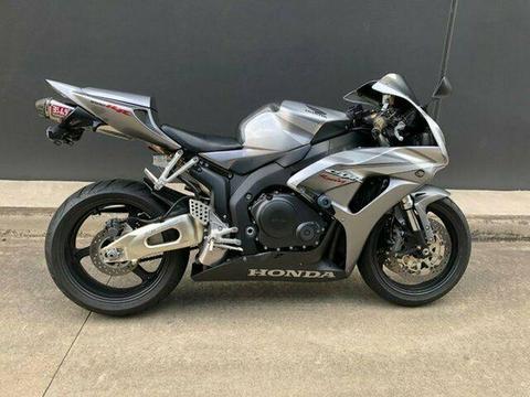 2006 Honda CBR1000RR (Fireblade)