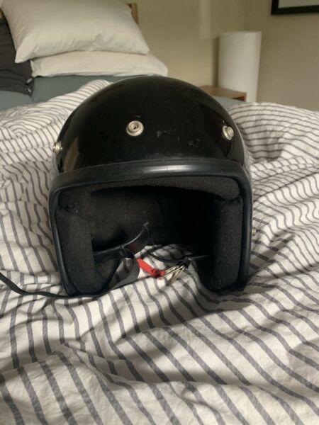 Motorbike/scooter helmet small