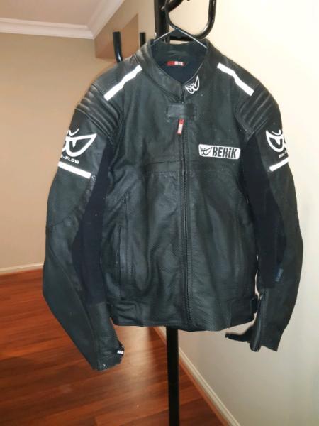 BERIK air flow racing leather jacket