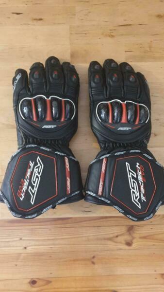 Motorcycle gloves brand new