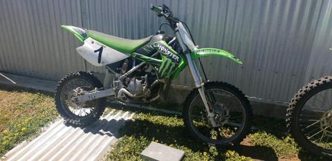 KX 85 2007 and YZ 85