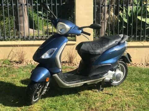 2010 Piaggio Fly 150 - Blue - 16,500KMs - Perfect learner/delivery