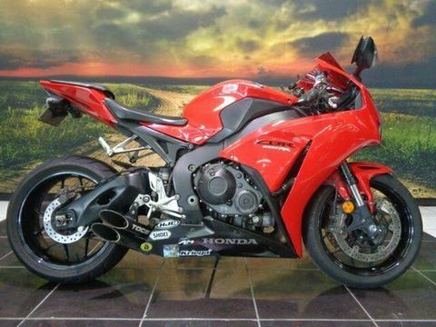 2015 Honda CBR1000RR (Fireblade)