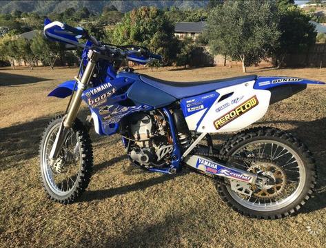 Motorcross Bike - Yamaha YZ 450F 2005