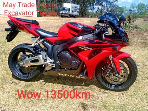 May Swap Trade CBR 1000rr Honda immaculate conditions 13700km