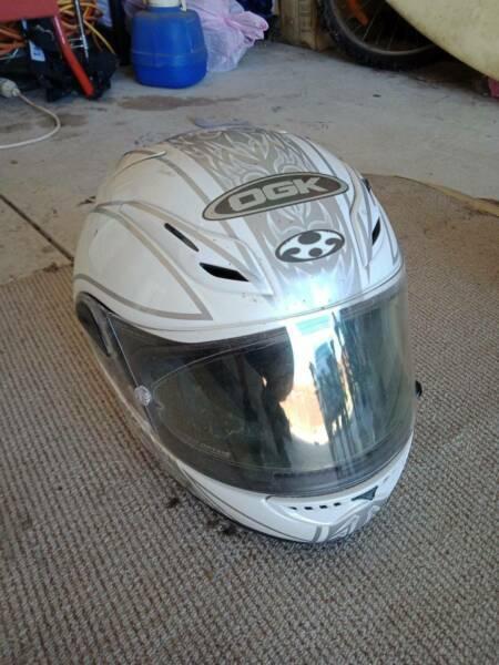 OGK FF-5 Motorbike Helmet (XL)