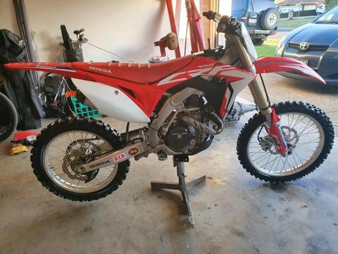 2017 Honda Crf450r with electric start