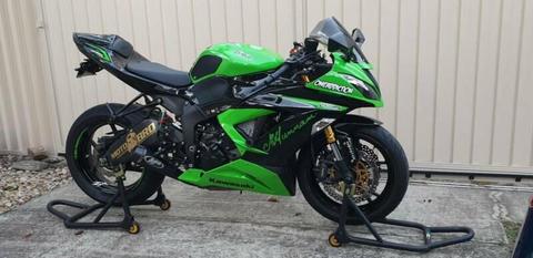 2013 Kawasaki Ninja 636, unreal bike with every quality add-on!