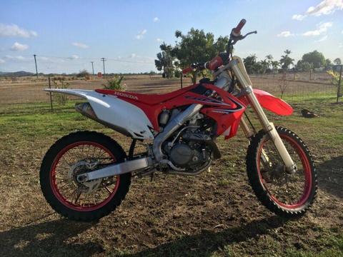 2011 CRF450R fuel injected and gear!