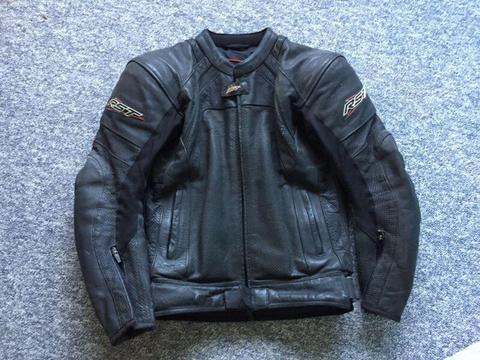 RST leather motorcycle / motorbike jacket size medium