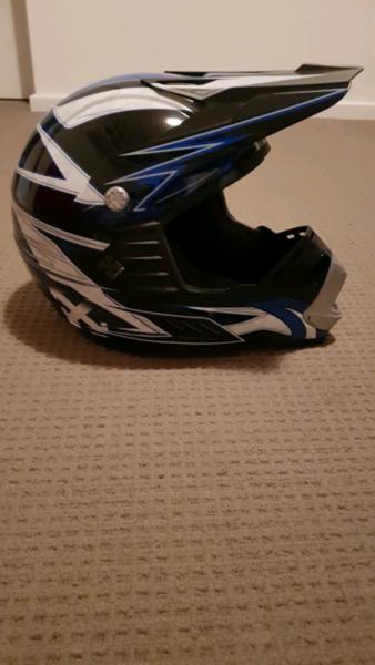 Sparx motocross helmet size large