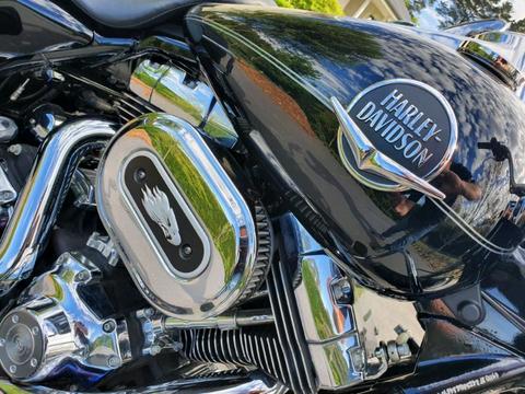 Harley-Davidson Road King Classic MY10