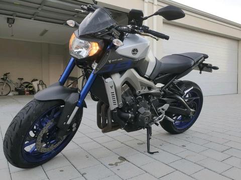 Yamaha MT09 2015 Race Blue