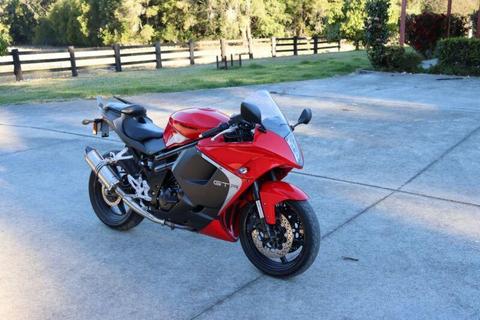 Hyosung gt650r learned approved immaculate condition, low kms