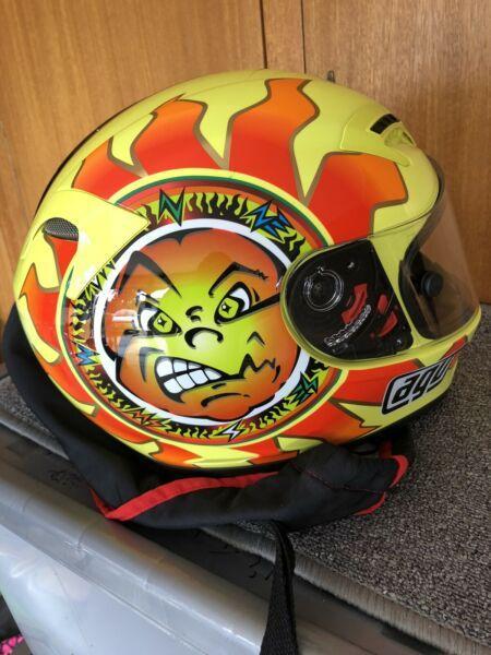 Motor cycle helmet agv -M