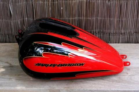 Harley Davidson Flame Red Fuel Tank,.VIEW IMAGES READ INFO