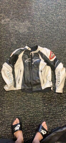 Alpinestars leather GP—R motorcycle jacket
