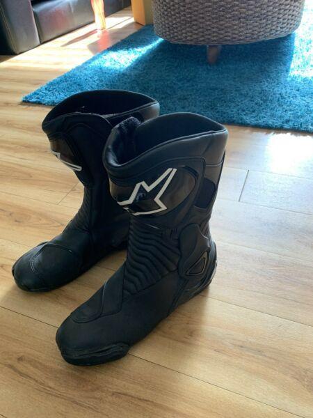 Alpinestars boots new 12.5